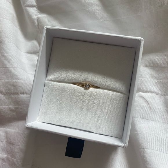 Paris Jewellers Stackable Ring With .05 Carat Diamond In 10kt Yellow Gold - Picture 3 of 5